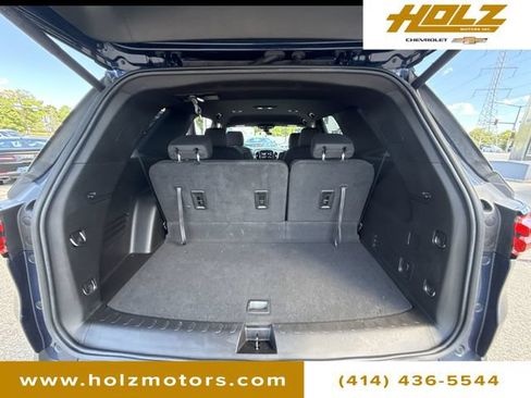 Certified 2023 Chevrolet Traverse LT w/ Midnight/Sport Edition AWD/4WD image 24