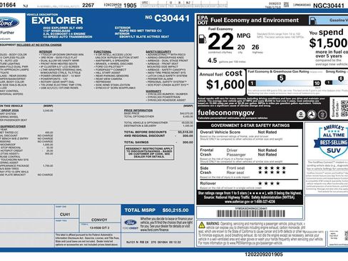 Used 2022 Ford Explorer XLT w/ Equipment Group 202A AWD/4WD image 3