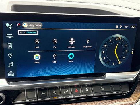 Certified 2025 Chevrolet Silverado 1500 RST image 17