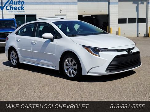Used 2024 Toyota Corolla LE FWD image 8