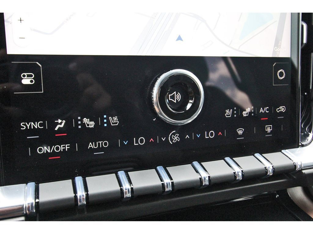 Used 2026 GMC Yukon XL Denali w/ Sun & Power Step Package AWD/4WD image 26