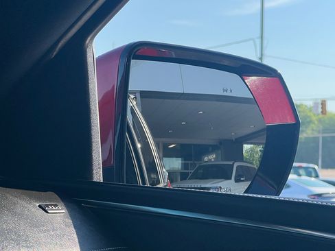 Used 2022 Cadillac Escalade Premium Luxury w/ LPO, Radiant Package image 14