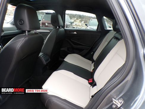 Used 2019 Volkswagen Jetta R-Line w/ R-Line Cold Weather Package image 20