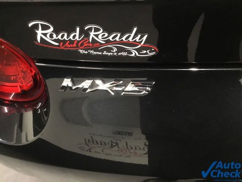 Used 2018 MAZDA MX-5 Miata RF Grand Touring image 25