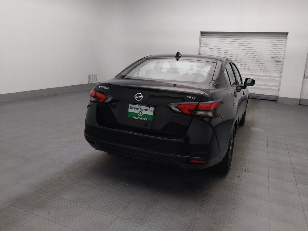 Used 2021 Nissan Versa SV FWD image 7