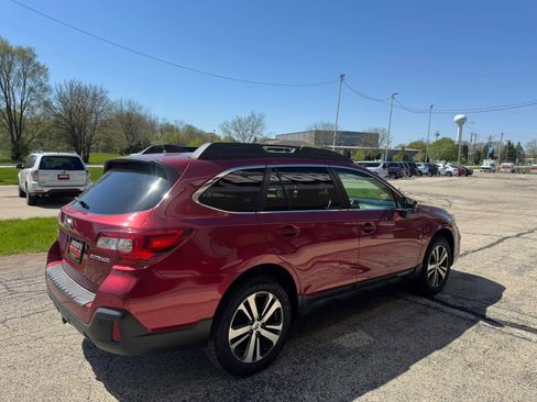 Used 2019 Subaru Outback 2.5i Limited AWD/4WD image 5