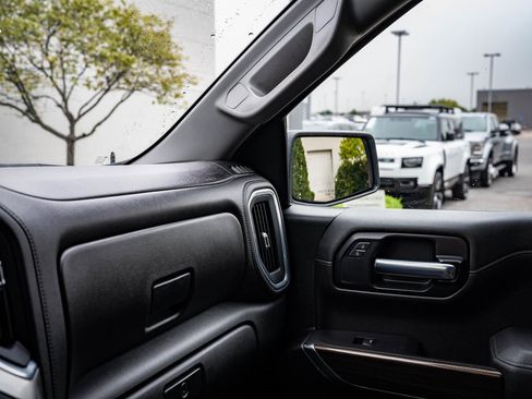 Used 2021 Chevrolet Silverado 1500 LT w/ Z71 Off-Road Package image 36