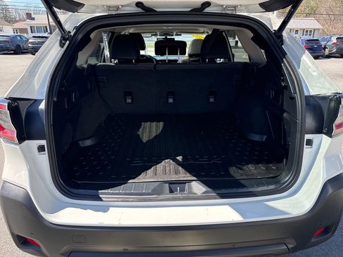 Used 2025 Subaru Outback Onyx Edition AWD/4WD image 21