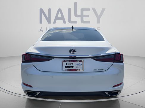 Used 2023 Lexus ES 350 w/ Premium Package FWD image 4