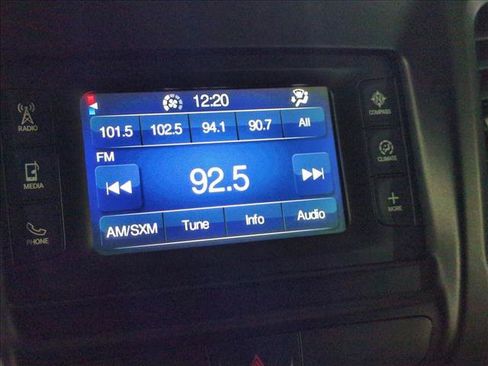 Used 2016 Chrysler 200 Limited w/ Convenience Group FWD image 18