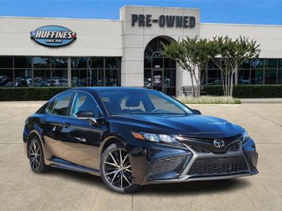 Used 2024 Toyota Camry SE