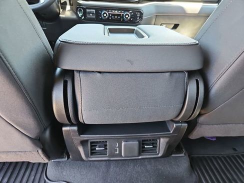Used 2025 Chevrolet Silverado 2500 LT w/ Convenience Package AWD/4WD image 22