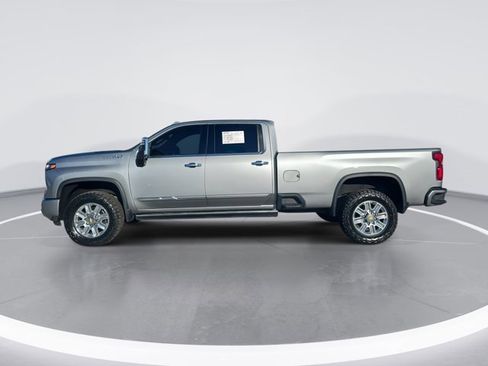 Used 2024 Chevrolet Silverado 3500 High Country w/ High Country Premium Package image 6