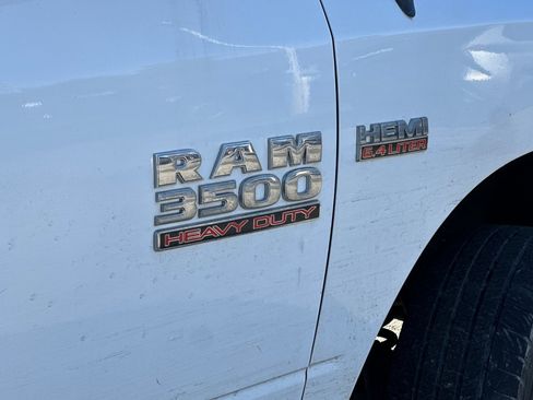 Used 2014 RAM 3500 Tradesman w/ Chrome Appearance Group image 6