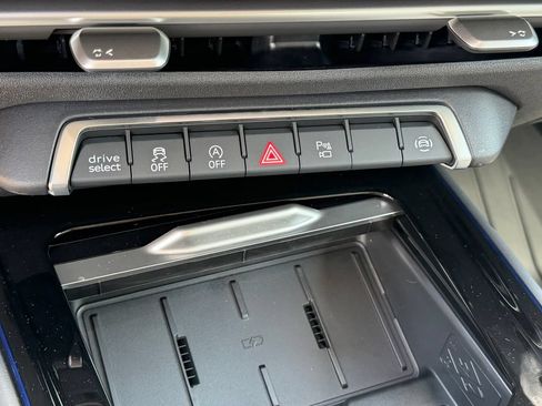 New 2026 Audi Q3 quattro 2.0T AWD/4WD image 26