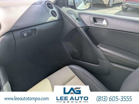 Used 2017 Volkswagen Tiguan S FWD image 15