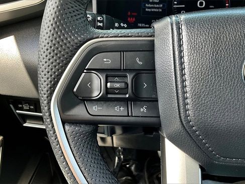 Used 2025 Toyota Tundra Limited image 19