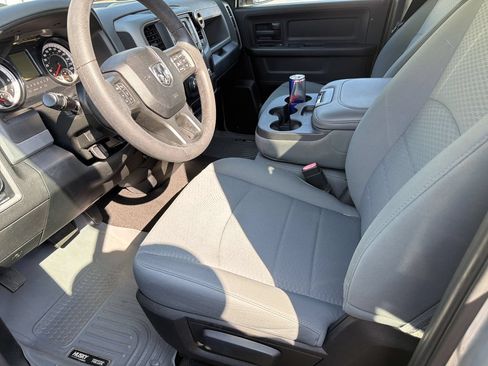 Used 2017 RAM 1500 Tradesman w/ Popular Equipment Group RWD image 4