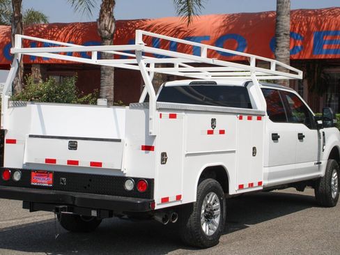 Used 2019 Ford F350 XLT image 10