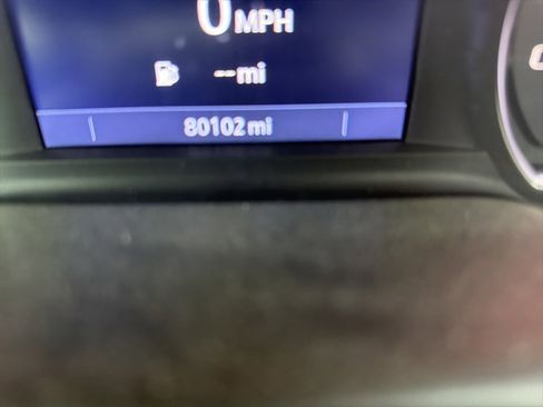 Used 2020 Chevrolet Silverado 1500 LT Trail Boss image 11