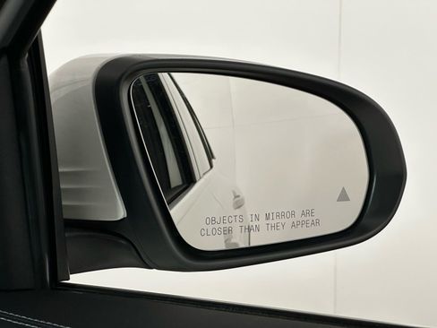 Used 2026 Mercedes-Benz GLB 250 4MATIC image 20