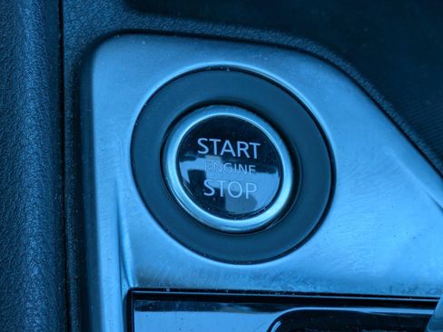 Used 2022 Nissan Sentra SV FWD image 23