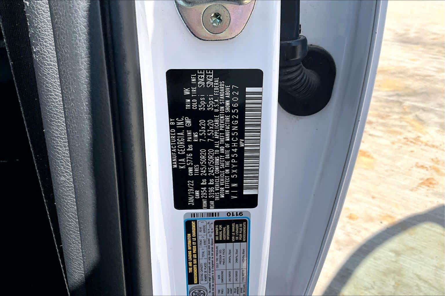 Used 2022 Kia Telluride SX w/ Towing Package FWD image 32
