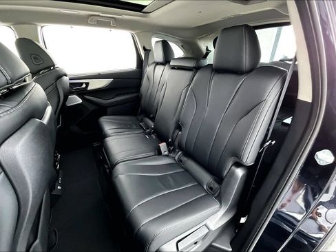 Certified 2026 Acura MDX FWD w/ Technology Package image 32