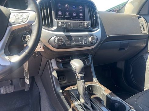 Used 2022 GMC Canyon Elevation w/ Trailering Package AWD/4WD image 15