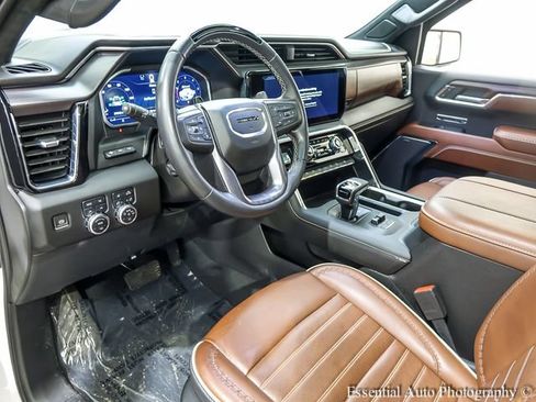 Used 2023 GMC Sierra 1500 Denali Ultimate AWD/4WD image 12
