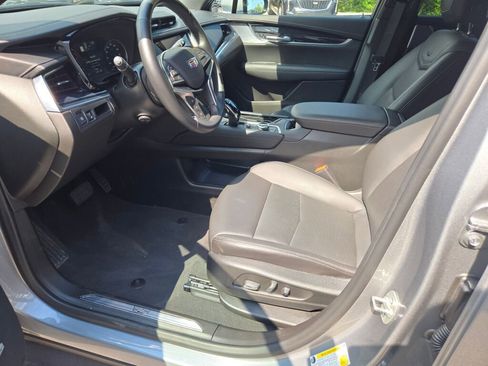 New 2025 Cadillac XT5 Premium Luxury image 24