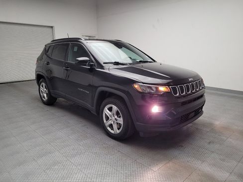 Used 2024 Jeep Compass Latitude image 13
