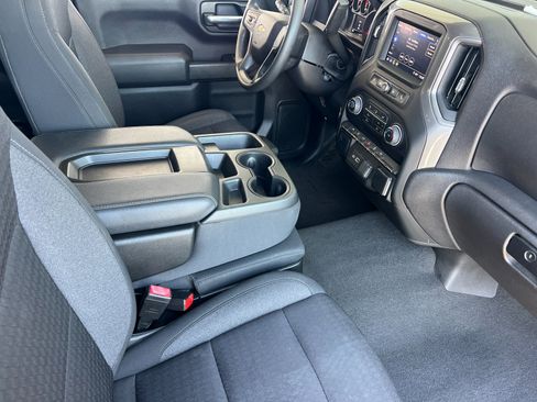 Used 2022 Chevrolet Silverado 1500 Custom RWD image 15