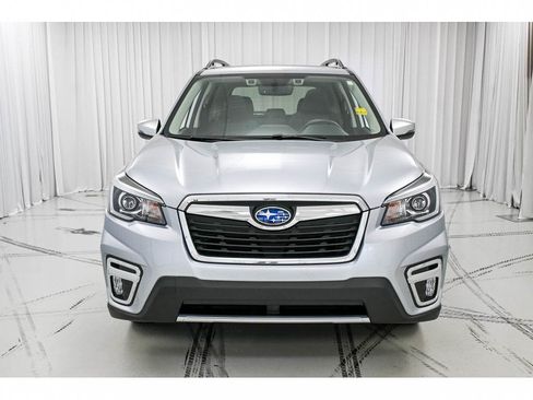 Used 2019 Subaru Forester Touring AWD/4WD image 3