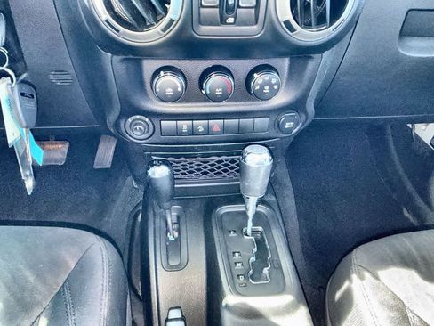 Used 2015 Jeep Wrangler Unlimited Sport w/ Quick Order Package 24S image 22