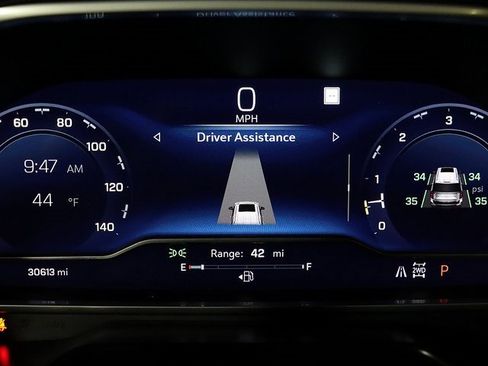 Used 2023 Chevrolet Tahoe High Country w/ Premium Package 2 image 18