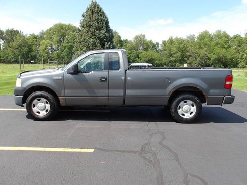Used 2005 Ford F150 XL RWD image 39
