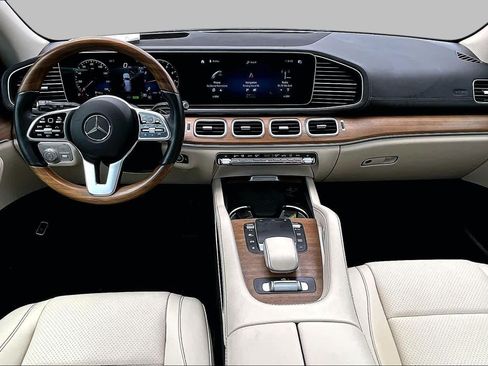 Certified 2023 Mercedes-Benz GLS 450 4MATIC image 16