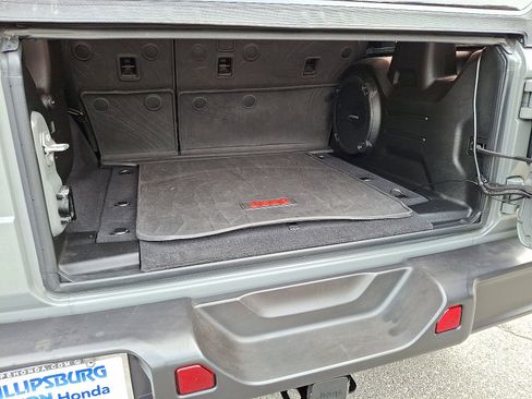 Used 2022 Jeep Wrangler Unlimited Rubicon image 28