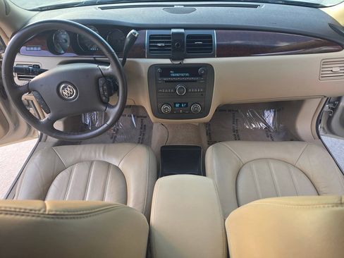 Used 2009 Buick Lucerne CXL w/ Driver Confidence Package FWD image 35