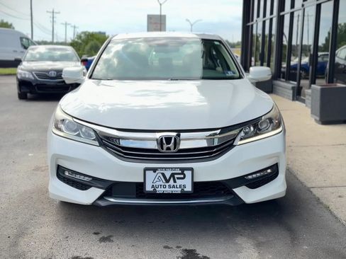 Used 2017 Honda Accord EX-L image 6