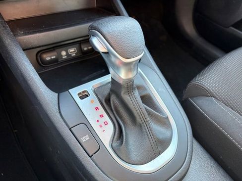 Used 2020 Kia Forte LXS image 16