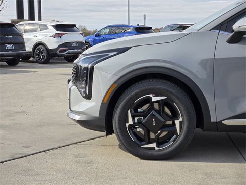 New 2026 Kia Sportage EX image 5