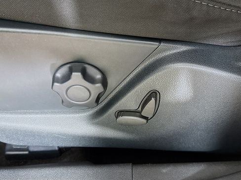 Used 2020 Ford EcoSport SE w/ SE Convenience Package FWD image 22