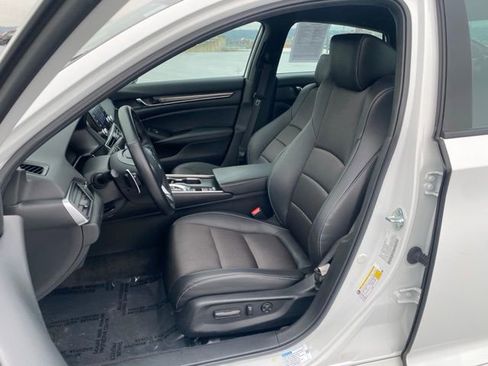 Used 2022 Honda Accord Sport image 19