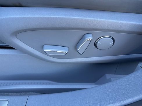 Used 2020 Lincoln Nautilus Reserve image 10