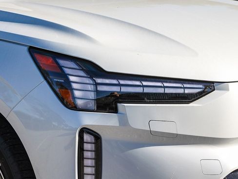 New 2025 Volvo EX90 Plus w/ Protection Package Premier image 4