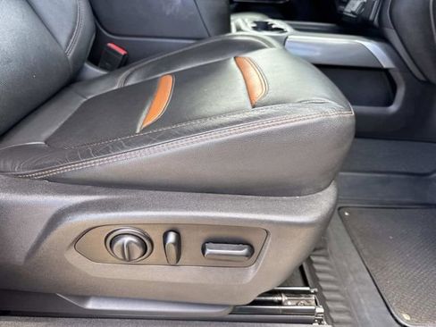 Used 2021 GMC Sierra 2500 AT4 w/ Gooseneck/5TH Wheel Package image 13