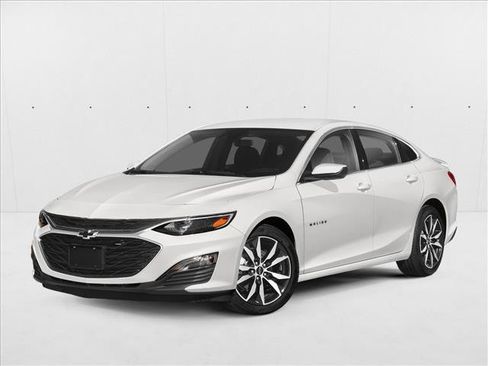 Used 2024 Chevrolet Malibu RS FWD image 1