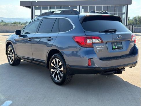 Used 2017 Subaru Outback 3.6R Limited AWD/4WD image 9